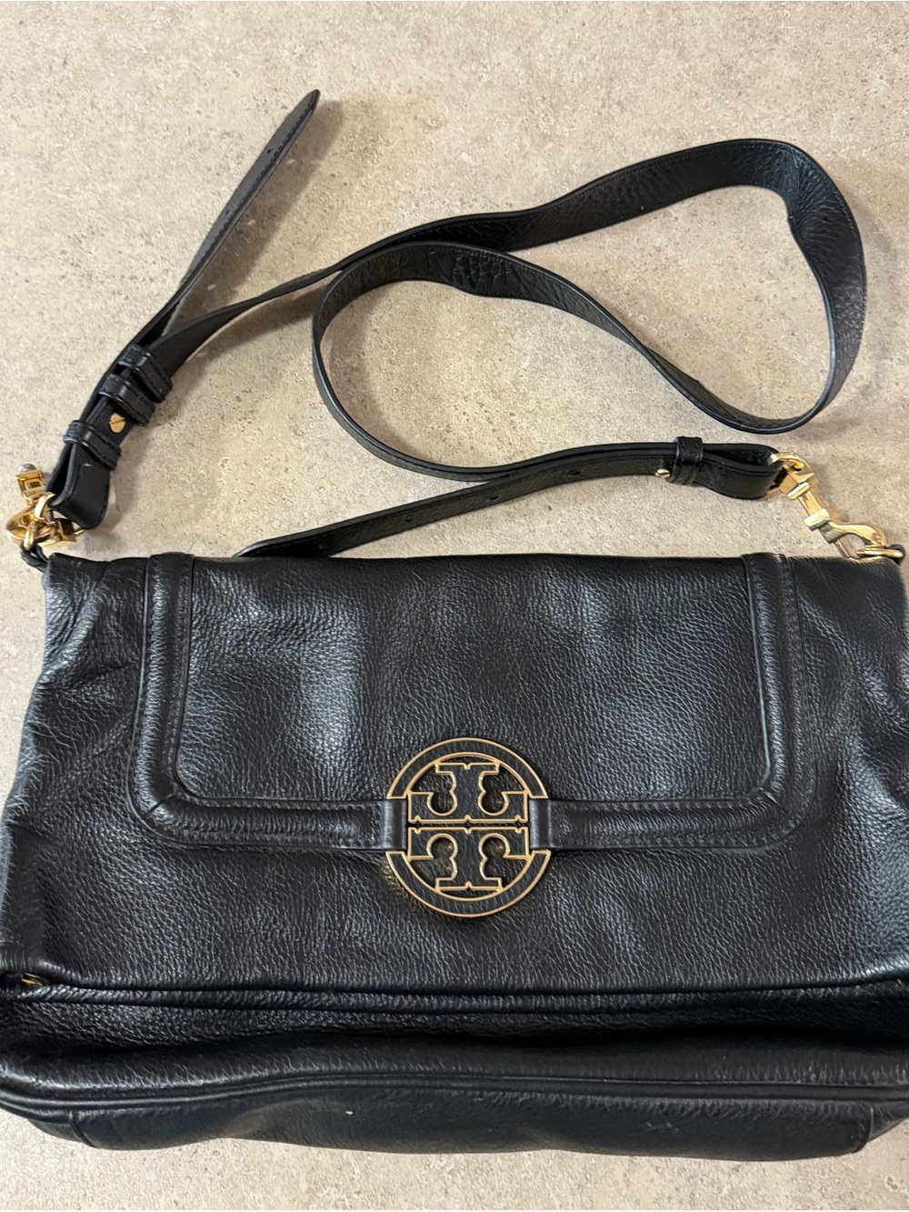 Tory Burch Amanda Crossbody. Gently Used. Black leather.